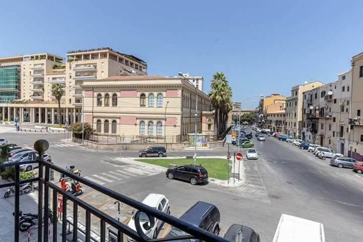 Capo Domus Acomodação com café da manhã Palermo Exterior foto